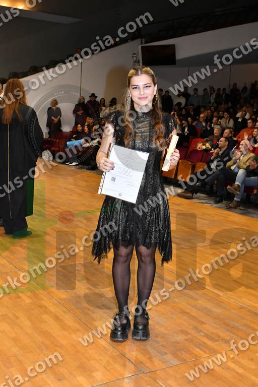 06 με το πτυχίο