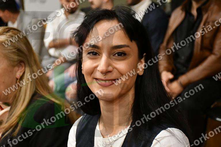 πτυχιούχος 047