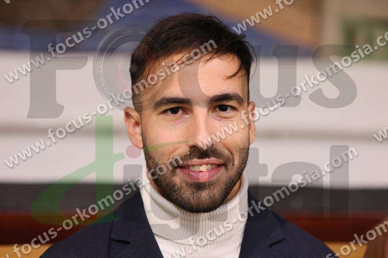 πτυχιούχος 056