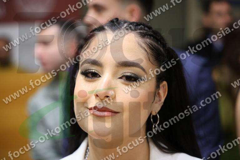 πτυχιούχος 027