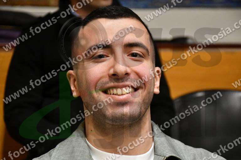 πτυχιούχος 044