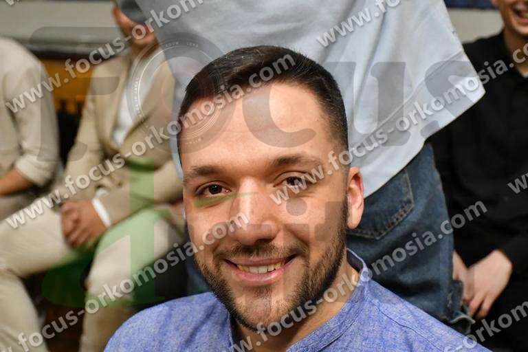 πτυχιούχος 087